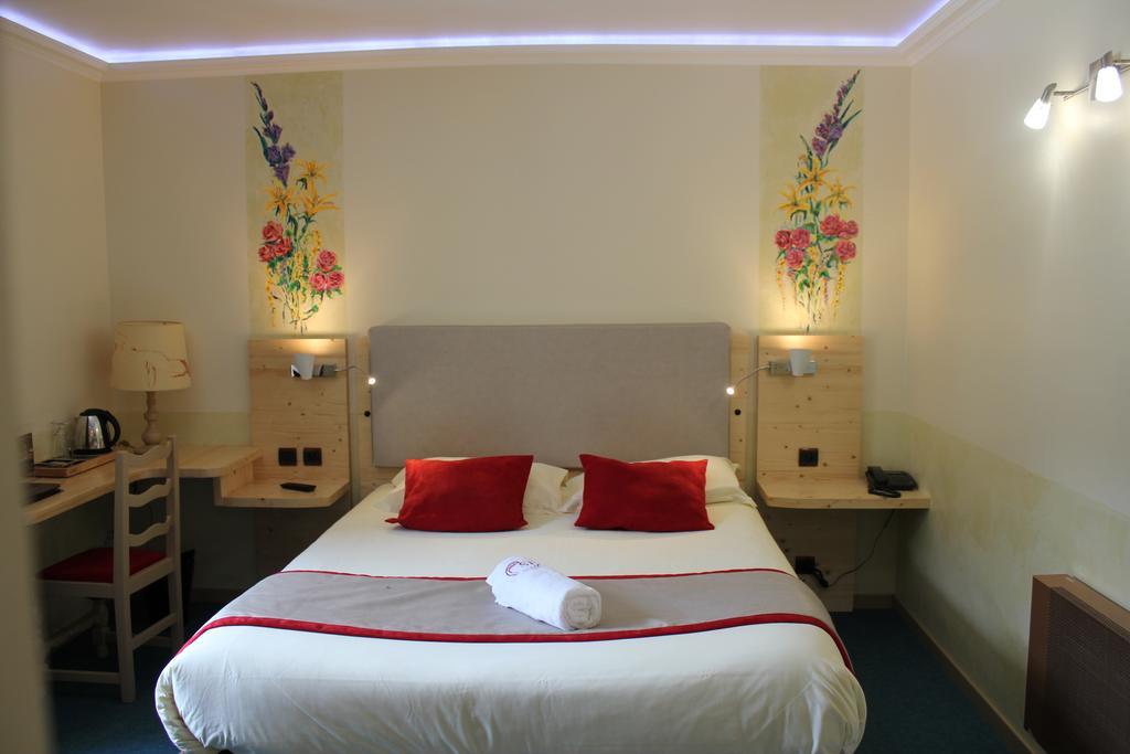 La Neyrette Hotel Saint-Disdier-en-Devoluy Phòng bức ảnh